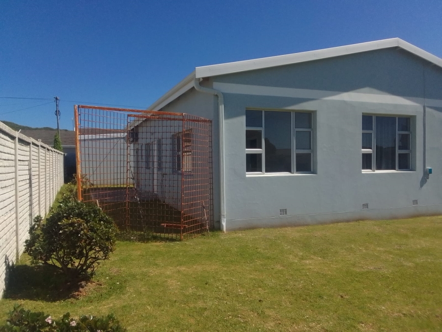To Let 3 Bedroom Property for Rent in Kidds Beach Eastern Cape
